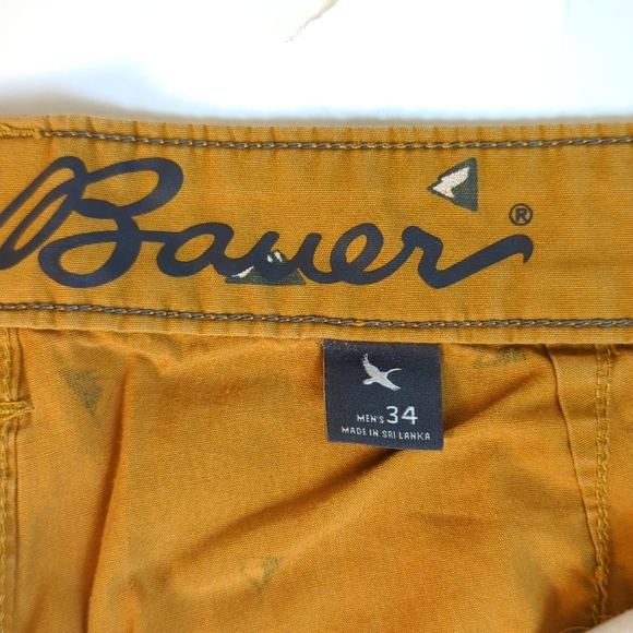 Eddie Bauer Men's 34 Shorts Gold w/Mountain Design - Picture 3 of 3